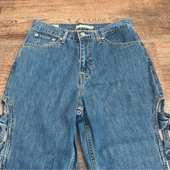 Levi's Premium Bow Side Cutout Mom Jeans High Rise 100% Cotton Size 28 $128 - Picture 2 of 13